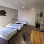 Bemma Apart Hostel